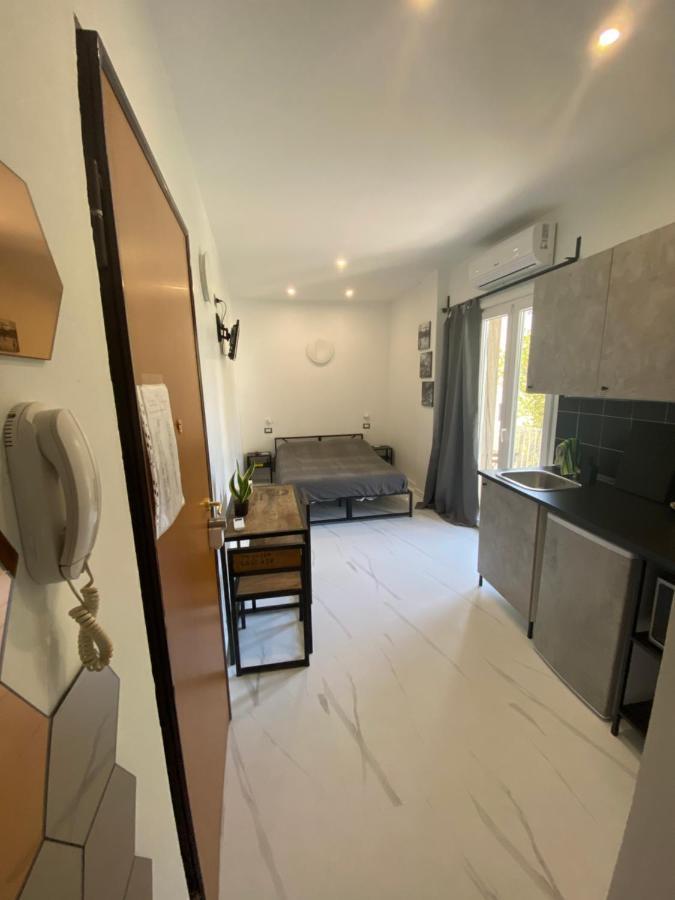 Ferienwohnung Moonlight Next Palapellicone Tra Mare E Pineta Monolocale Lido di Ostia Exterior foto